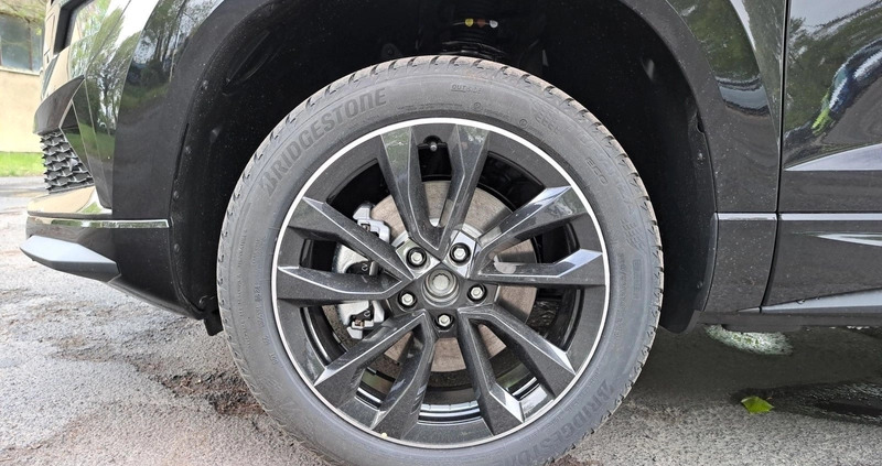 Skoda Karoq cena 163900 przebieg: 1, rok produkcji 2024 z Bełchatów małe 562